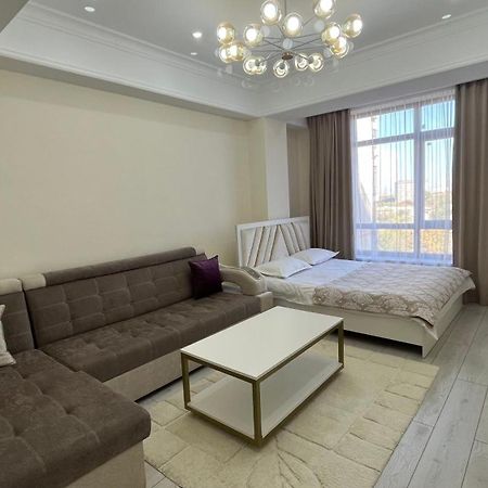 Апартамент Кристалл Bishkek Ngoại thất bức ảnh